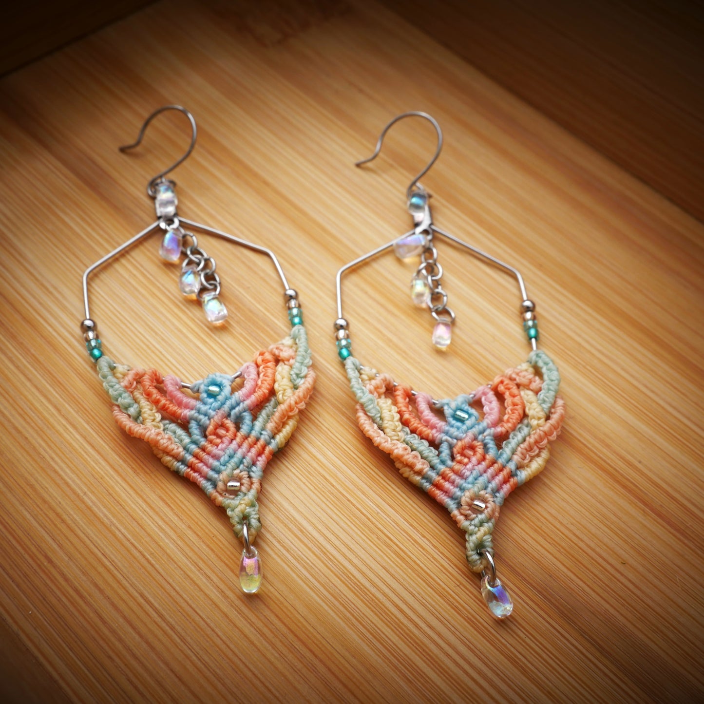 ARC-EN-TRESSE boucles d'oreilles