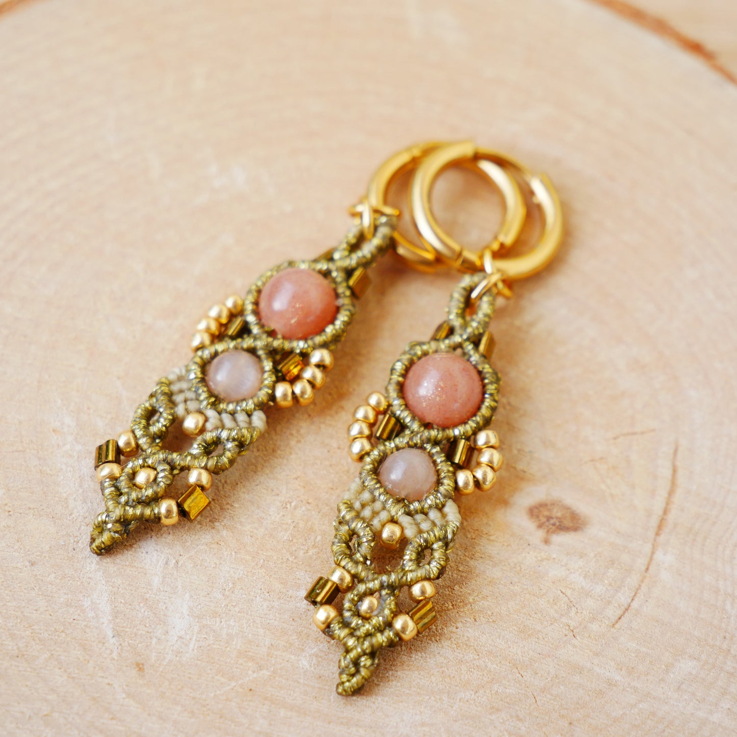 ✦ HÉRA ✦ boucles d'oreilles Dorées & Pierre de soleil